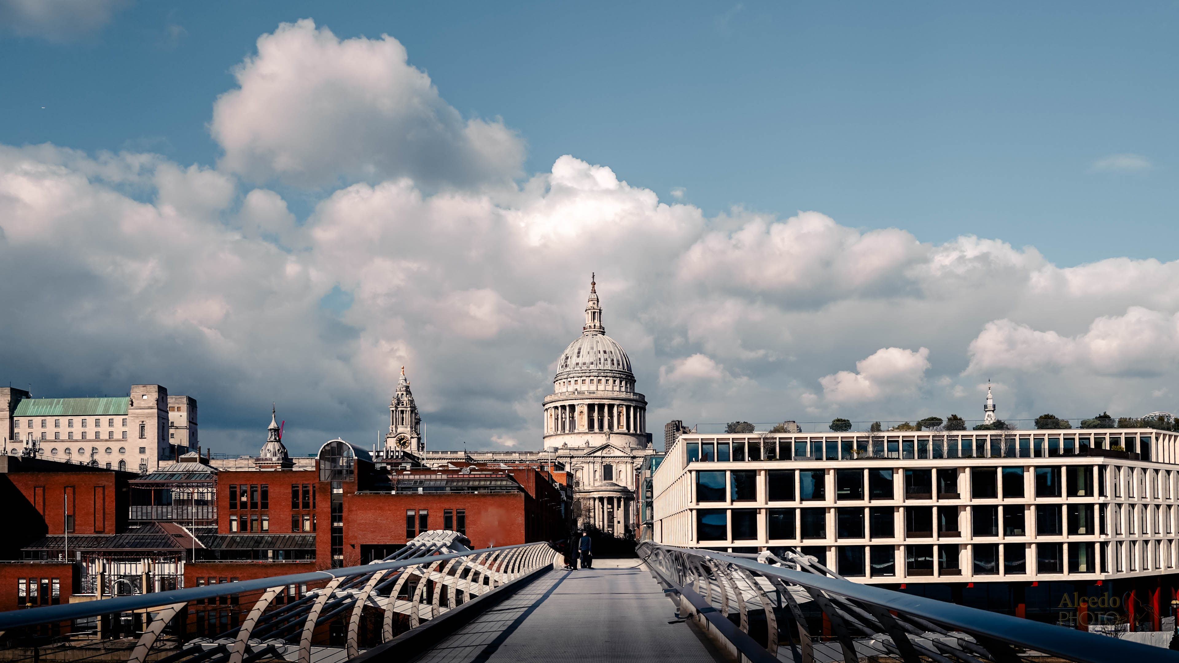Millenium Bridge